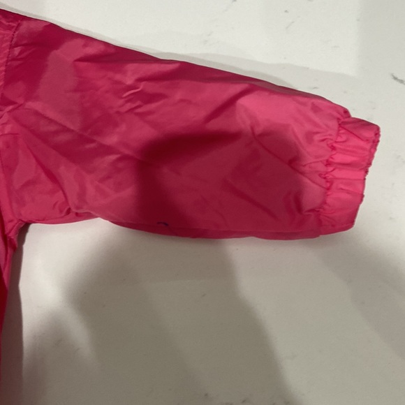 Pink windbreaker / raincoat OshKosh B'Gosh 100% nylon 12 month - Picture 7 of 13